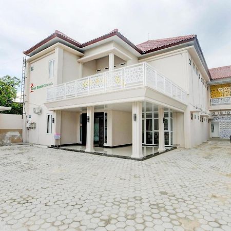 Hotel O Sukarame Near Imanuel Hospital Way Halim Formerly Hotel Griya Bawean Bandar Lampung Exterior photo
