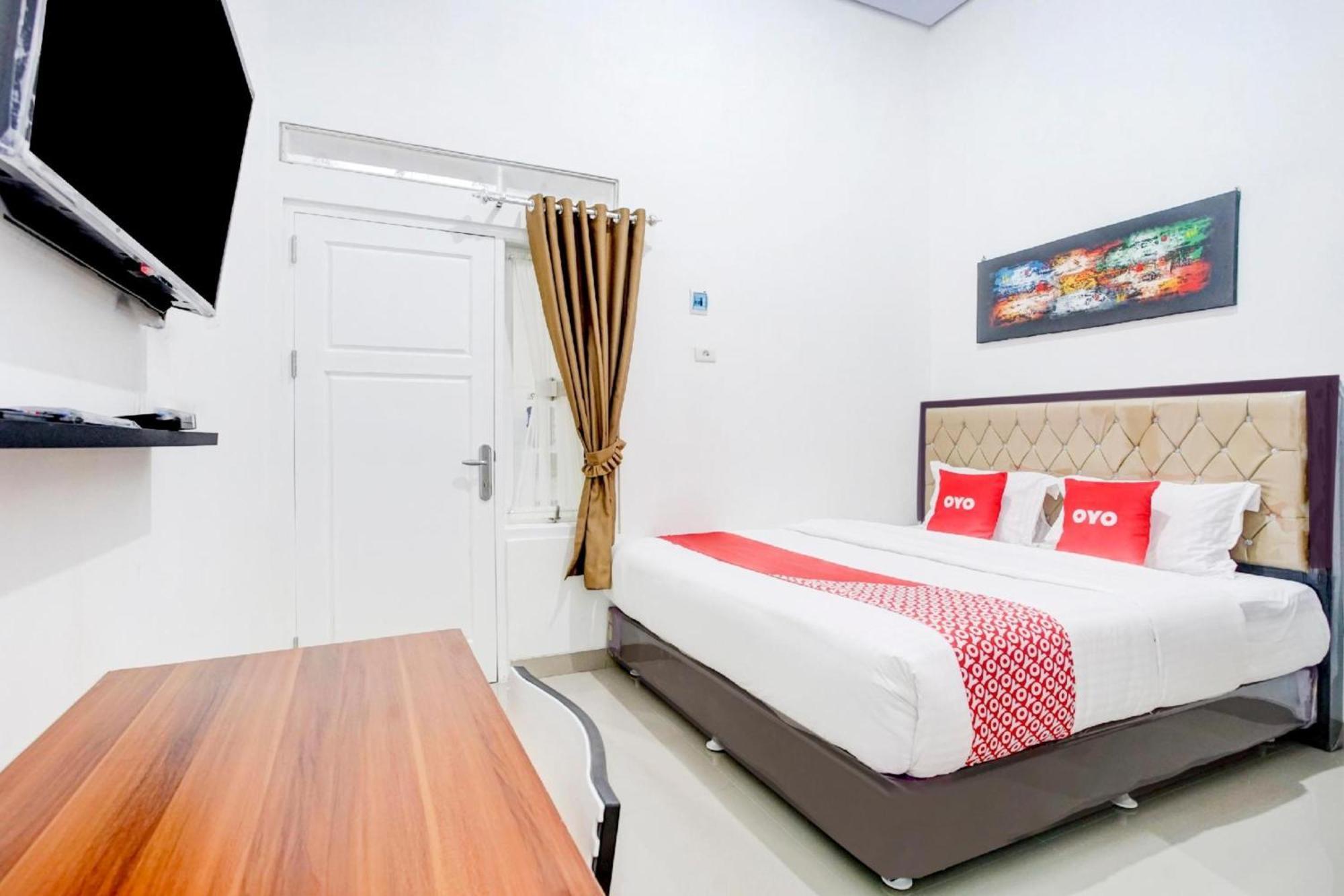 Hotel O Sukarame Near Imanuel Hospital Way Halim Formerly Hotel Griya Bawean Bandar Lampung Exterior photo